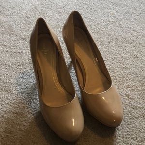 Cole haan nude heels